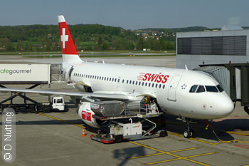 [Photo © D Nutting] Flughafen von Zürich, Schweiz