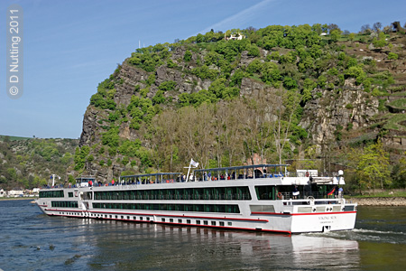 Schiff, der Rhein