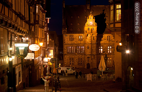 Foto: Marktplatz, Marburg, bei Nacht